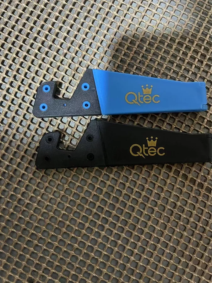 מעמד שולחני QTEC V-Stand